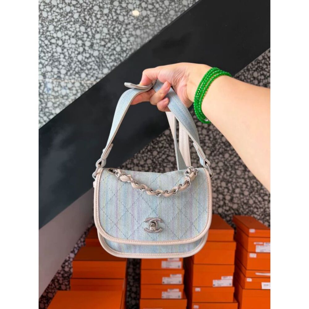 Chanel Women Pre-Loved Bag Very Good Condition